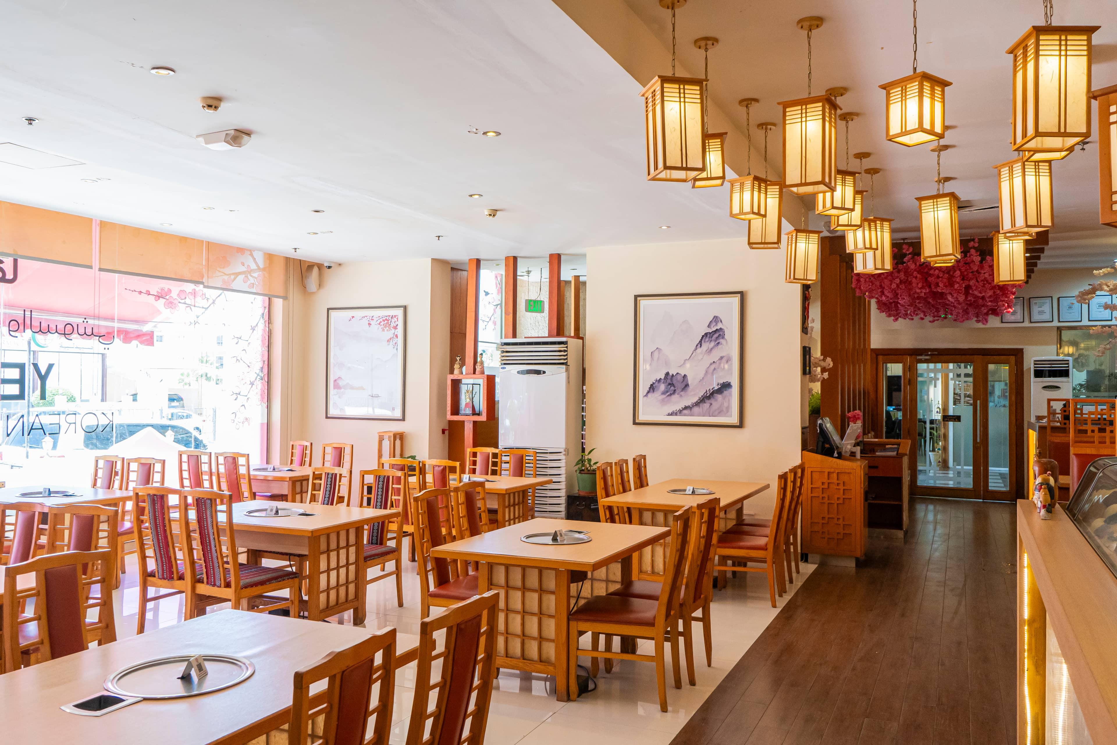 Yee Hwa وسط الدوحة interior