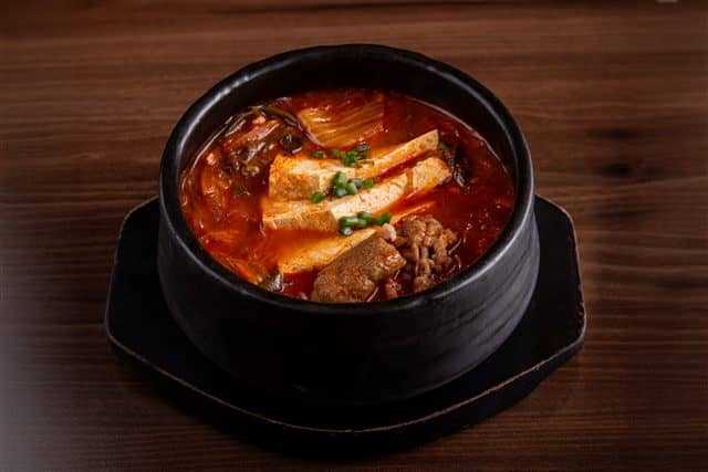 Kimchi Jjigae